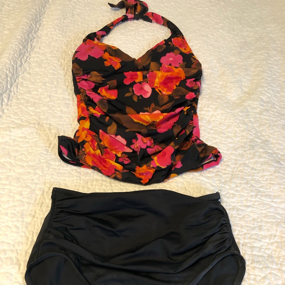Two piece swimwear, size 10